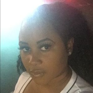 Meet your Posher, Kay